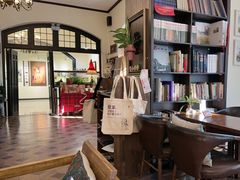 -良友书坊(安徽路店)