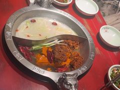 -袁老四重庆老火锅(桐梓坡店)