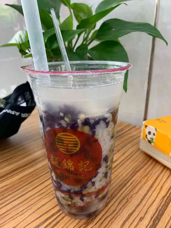 赵锦记绿豆汤(何山路店)-"在今天这个冻的要死的苏州,就因为前两天热.