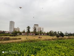 -汇泉广场