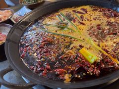 -黄潇洒老火锅(九眼桥宏济巷店)