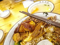 狮头鹅肉拼猪手饭-狮头牌卤味研究所·卤味饭(花城汇南区店)