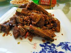 -鑫悦楼煎蟹·16年海鲜大排档