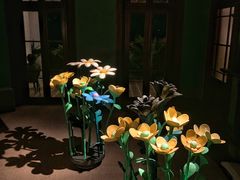 -Nathalie Djurberg与Hans Berg“牛皮纸包裹的月亮”-Prada荣宅当季展览