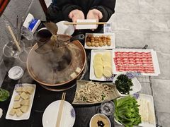 -楼外楼大刀肉传统火锅居(幸福街店)