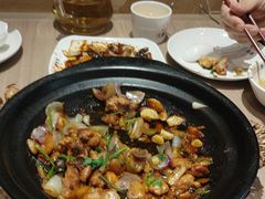 -六泰居·尔滨地标·东北菜(泰山路店)