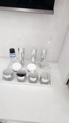 -靓芙泉专研痘痘肌