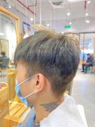 点击看大图 -苏豪路易士·嘉玛发廊
