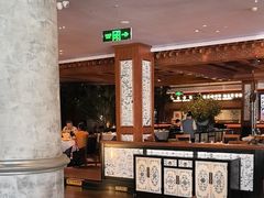 -八府香鸭·啫啫煲(华山路店)