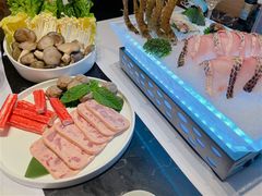 -红鼎豆捞·非遗鲍皇汤火锅(宝丰路店)