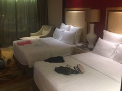 -永恒朗悦酒店(广西大学地铁站大学东路万达广场店)