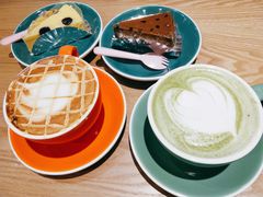 抹茶拿铁-藏猫猫咖啡主题馆(中央大道店)