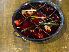 -正南齊北重庆老火锅(光华村直营店)
