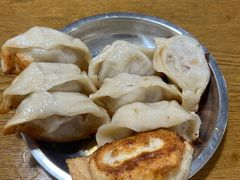 -黄阿姨锅贴大王(万航渡路店)