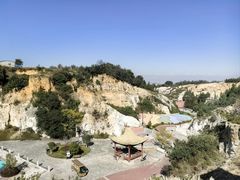 -彩色沙林风景区