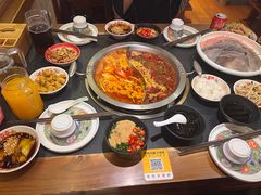 -沸炉重庆老火锅(军事博物馆店)