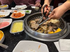 -木槿花韩式炭烤·熟成肉工坊(孙文东路店)