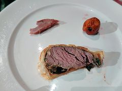 惠灵顿牛排-锦厨国际自助餐厅 · 云端景观 (昆明索菲特大酒店)