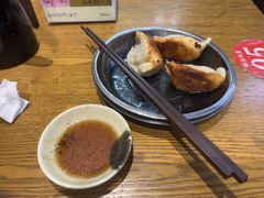 -黄阿姨锅贴大王(万航渡路店)