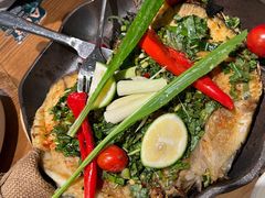 香茅草烤罗非鱼-云海肴·汽锅鸡·云南代表菜(天山百盛优客店)