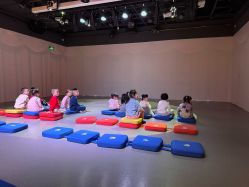 -小鸡哆哆故事屋·儿童乐园(嘉里城店)