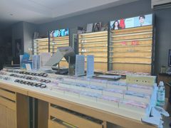 -优医视平价眼镜蔡司依视路折扣工厂店(德胜门店)
