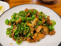 辣椒炒肉-湘缘道客•湘缘饭店·25年湘菜馆(古墩路店)