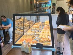 面包甜点陈列柜-81bakery(关山路店)