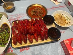 -肥肥虾庄·金牌油焖大虾(杨园滨江时代walk店)