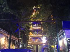 -泰龙城小吃街