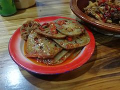 -老三样·美食研究中心(世贸路店)