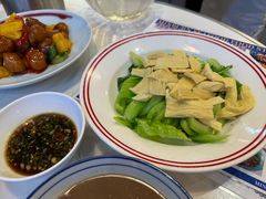 -明本湛江鸡•海鲜小厨(陈家祠店)