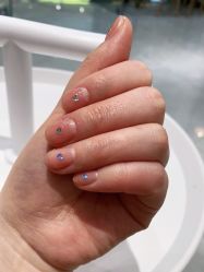 -海豚湾美甲美睫店