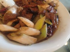 老北京爆三样-鑫巴蜀小镇 · 水煮鱼专研店(玉桥店)