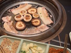 -梨花自助烤肉(西三旗万象汇黑金店)