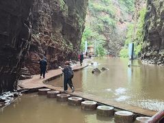 -龙潭大峡谷