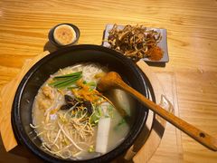 -勺子米线·云南传统小吃市集(四方街店)