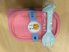 -蜜蜂小象·榴莲千层蛋糕(时代汇11栋店)