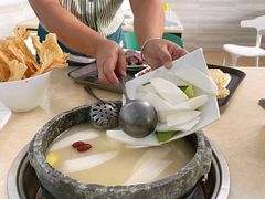 -墨脱石锅椰子鸡•香草鸭•东山羊(大东海店)