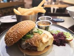 四重芝士牛肉汉堡-bluefrog蓝蛙(悠唐购物中心店)