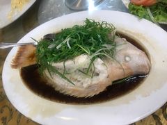 清蒸鱼-爱华大酒楼
