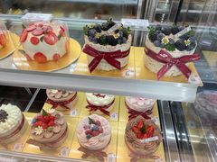 -花花卷卷·鲜食蛋糕(静安久光百货店)
