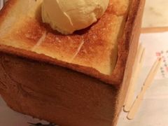 面包诱惑-绿茶餐厅(同成街华联店)