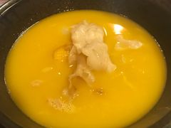 -鲜入围煮花胶鸡海鲜火锅