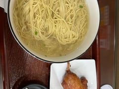 -百年老字号·观振兴蟹黄面·三虾面·苏式面(观前街富仁坊巷店)