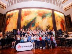 -lululemon(上海浦东IFC店)