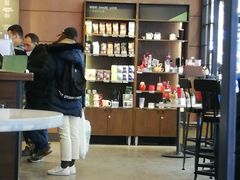 -星巴克(杭州西湖银泰1F店)