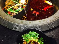 -唇辣号重庆老火锅(石担路店)