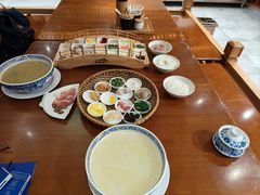 -香麒园·过桥米线·南湖雅宴