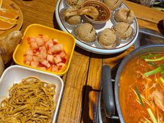 -快活林酸汤鱼鲜品火锅店(甲秀楼店)